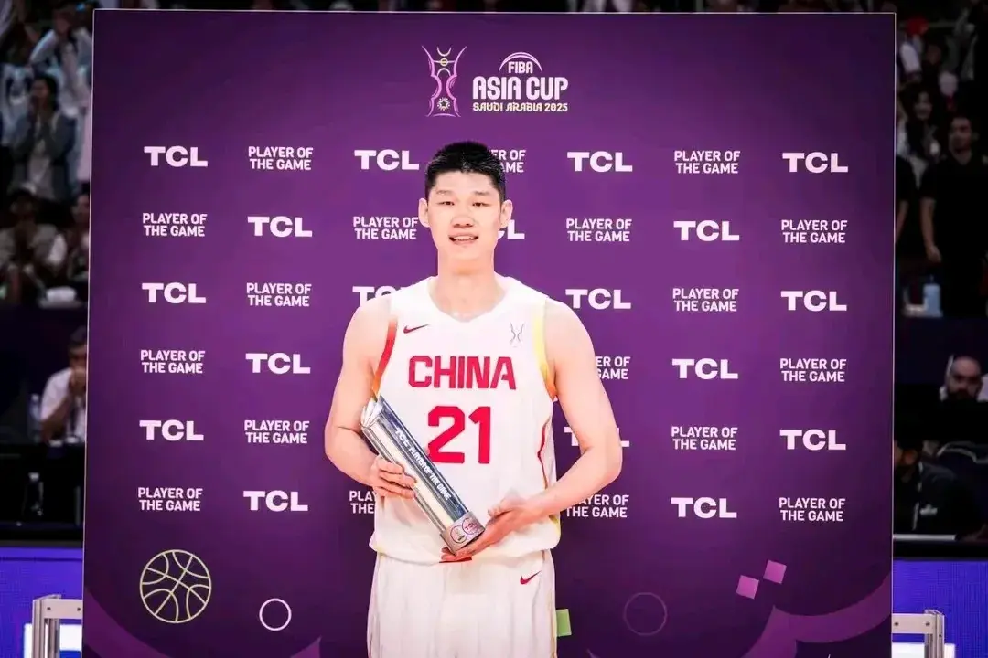 的硬核实力, 男篮铁人带