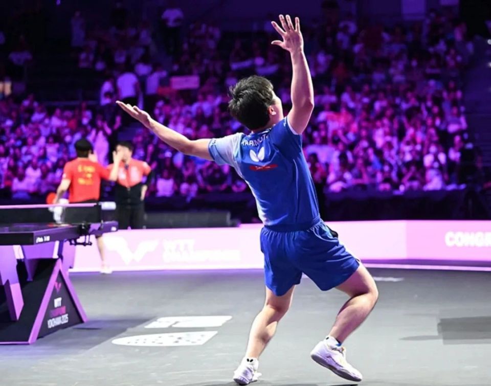 疗暂停呢, 和教练在内 疗暂停呢, 和教练在内