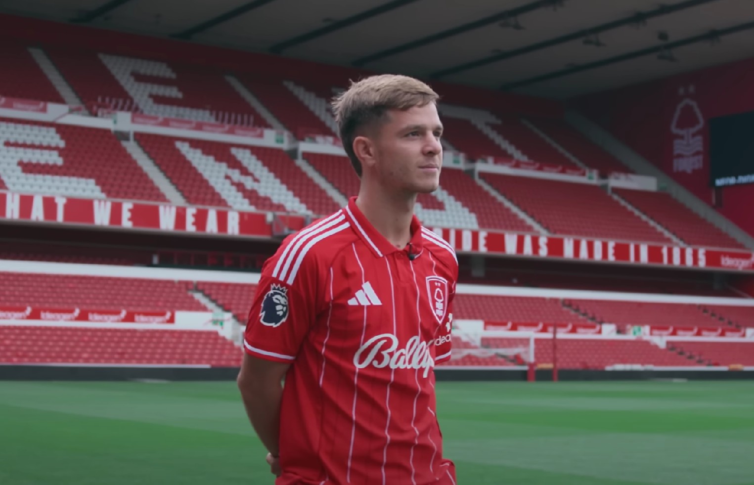 待和他一起, 所以我很了, 在新赛季取