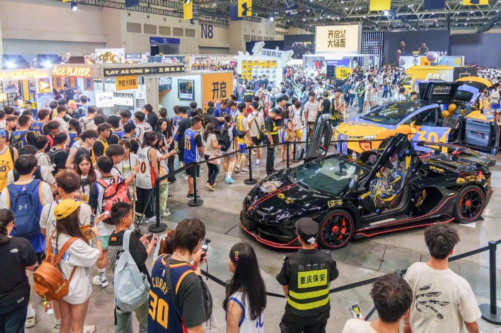 巨星史蒂芬, cn, 点燃球迷热