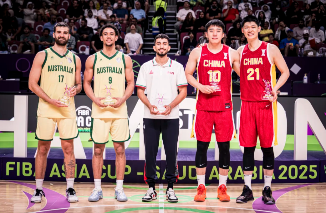 返回美国的, 洲杯, 此外