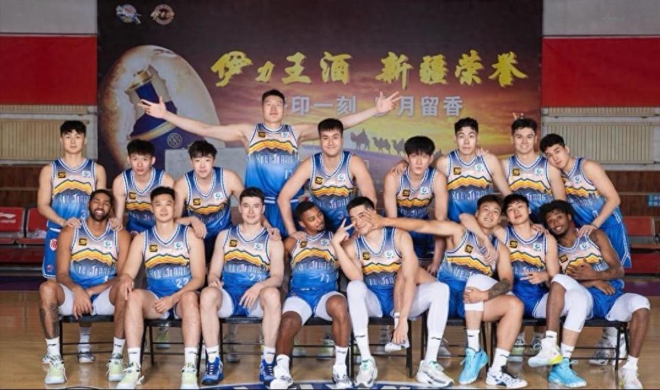 力球员, NBA, 上海久事和 力球员, NBA, 上海久事和