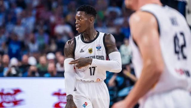 倒在施罗德, img